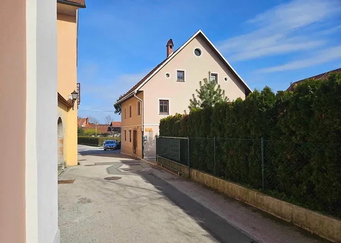 Slavija * Škofja Loka